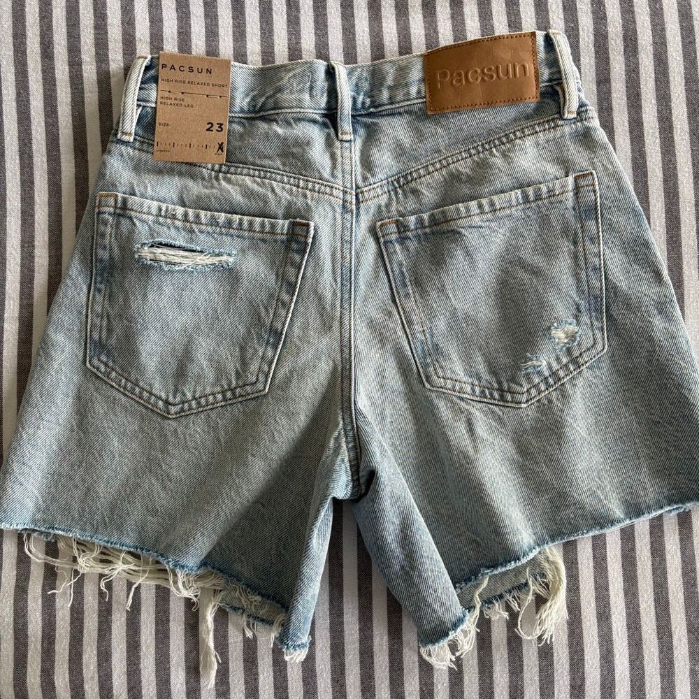 NWT PacSun High Rise Relaxed Leg Shorts Size 23